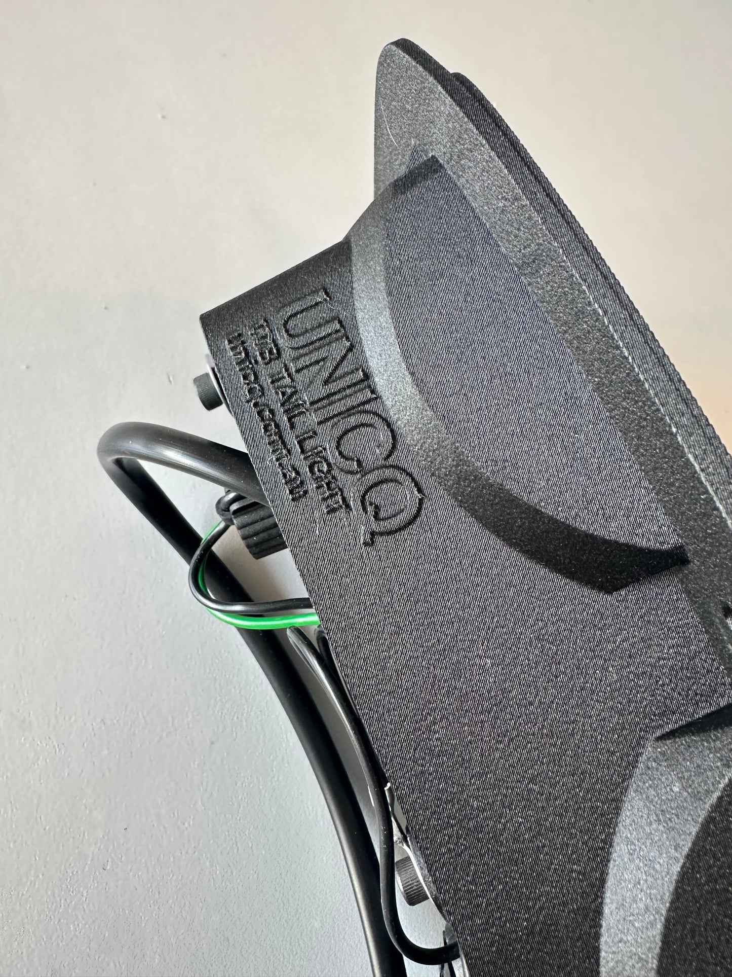 HOLDEN WB UTE TAIL LIGHT - CLICK CONNECT FITTING SUIT NARVA