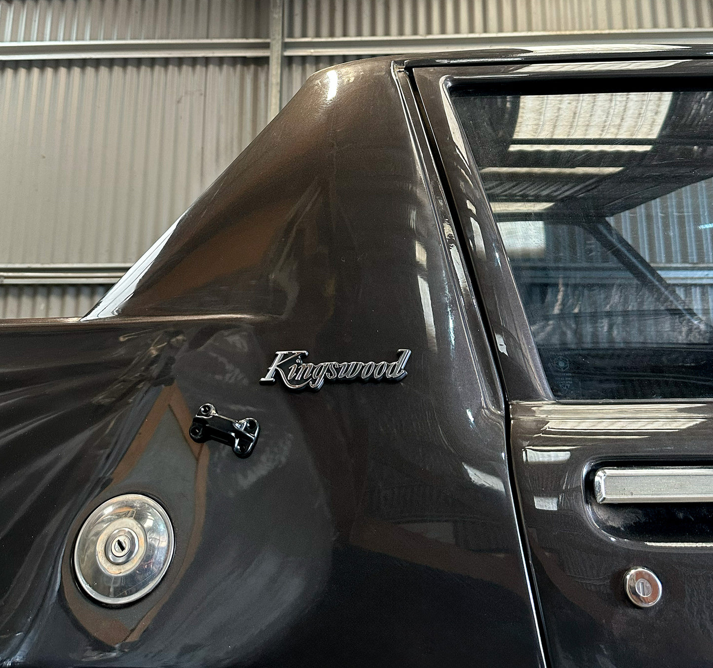 Holden WB Kingswood Ute Chrome badge