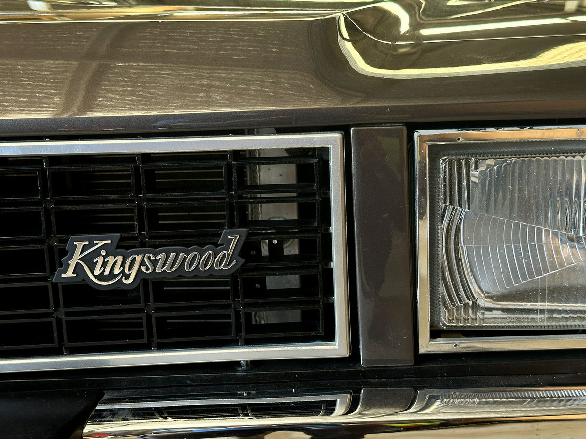 Holden WB Kingswood Ute Metal GRILLE emblem